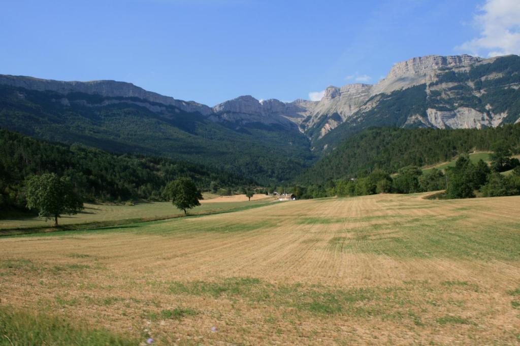 مبيت وإفطار Ponet-et-Saint-Auban Le Vin De L'Ete المظهر الخارجي الصورة